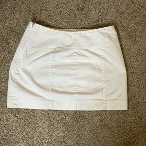 Women’s EXPRESS Elegant White Mini Skirt